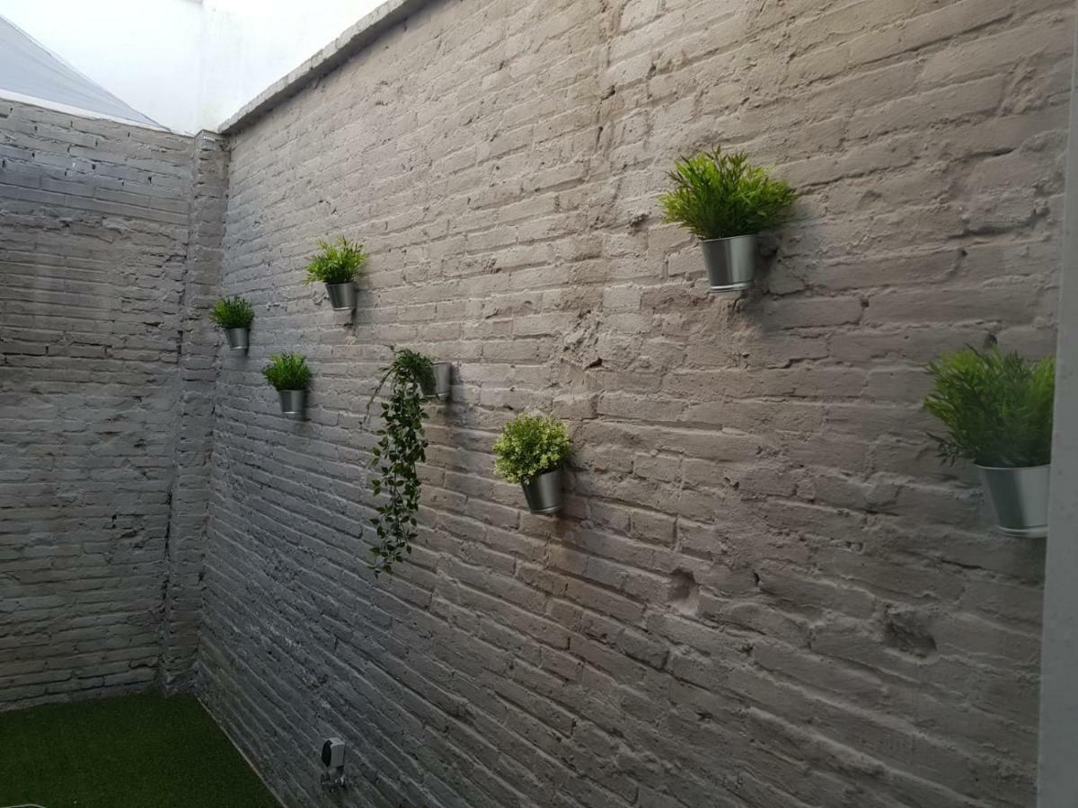 Florista Bonito Alojamiento Bien Comunicado Hotel Valencia Exterior photo
