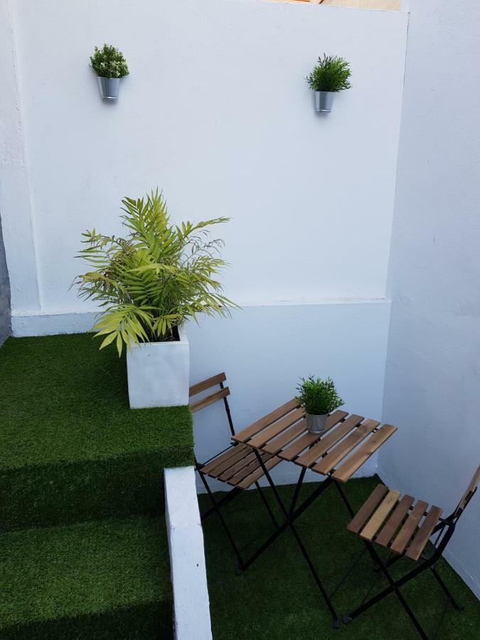 Florista Bonito Alojamiento Bien Comunicado Hotel Valencia Exterior photo