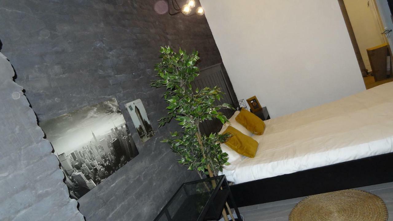 Florista Bonito Alojamiento Bien Comunicado Hotel Valencia Exterior photo