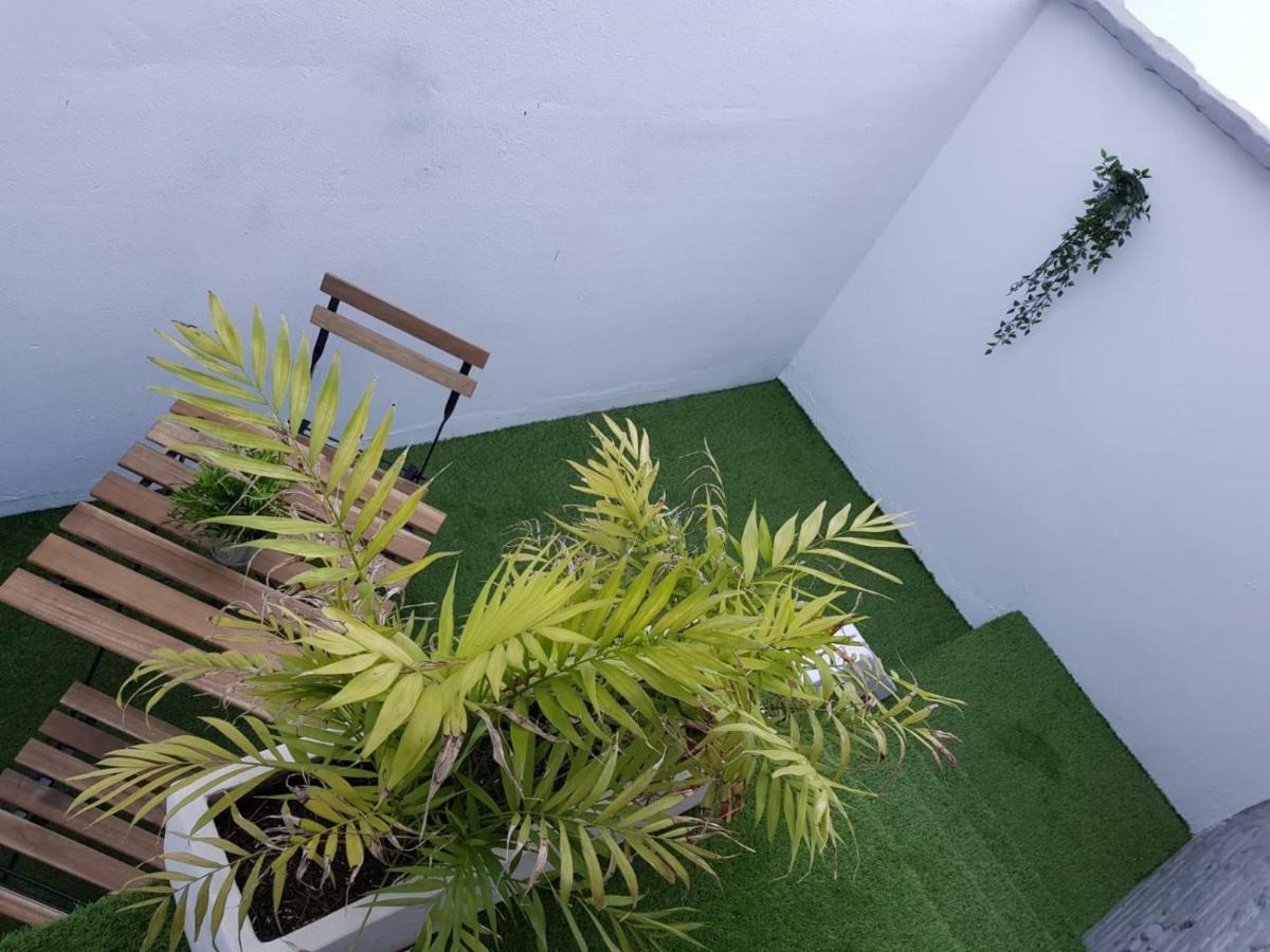 Florista Bonito Alojamiento Bien Comunicado Hotel Valencia Exterior photo